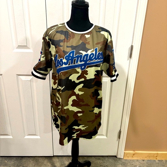 Los Angeles Dodgers 2020 World Series Champions Jersey Cammo size L - Picture 1 of 7
